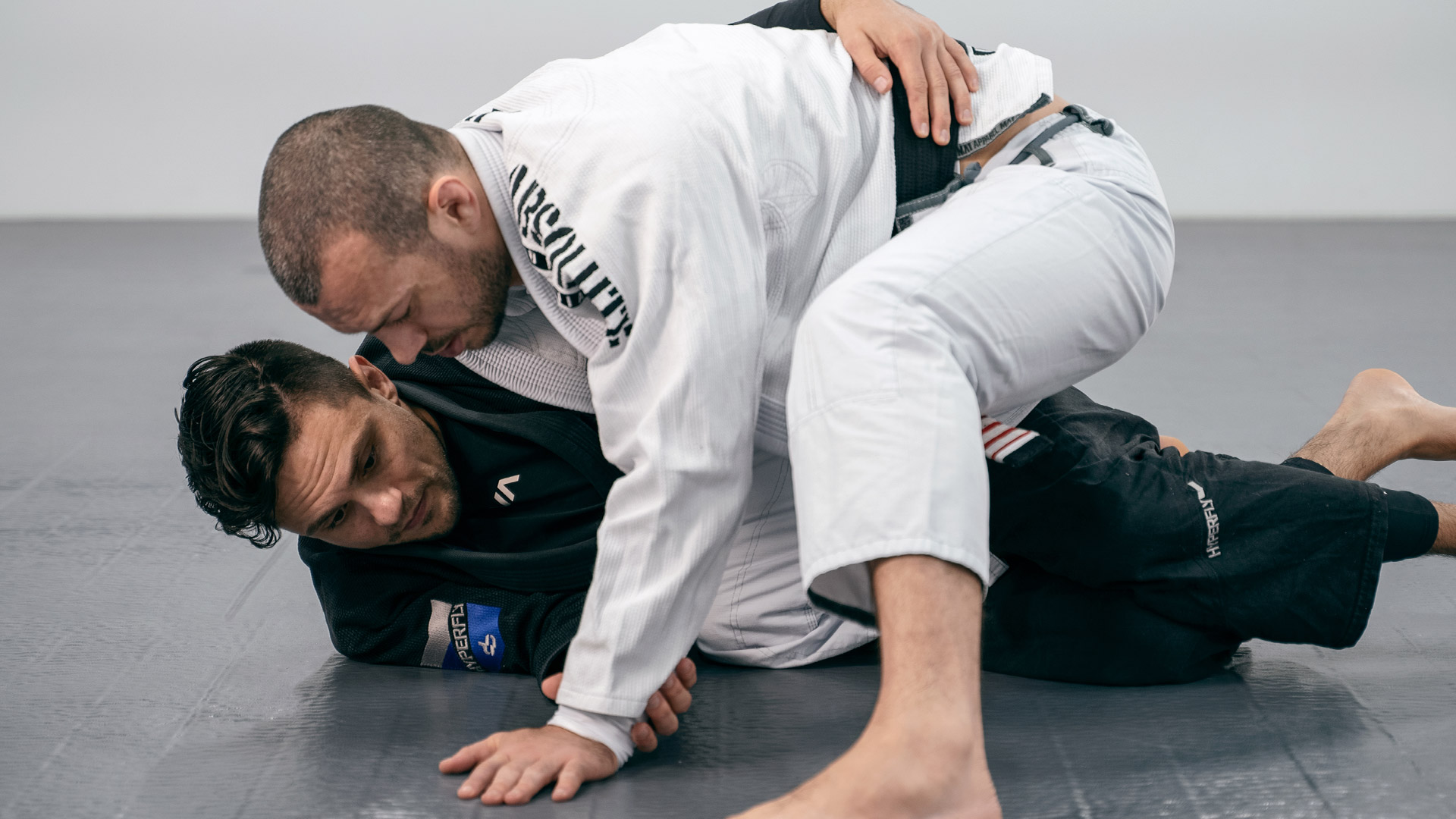 THE BODY LOCK PASS 　Lachlan Giles 　DVD The Body Lock Pass by Lachlan Giles – BJJ Fanatics